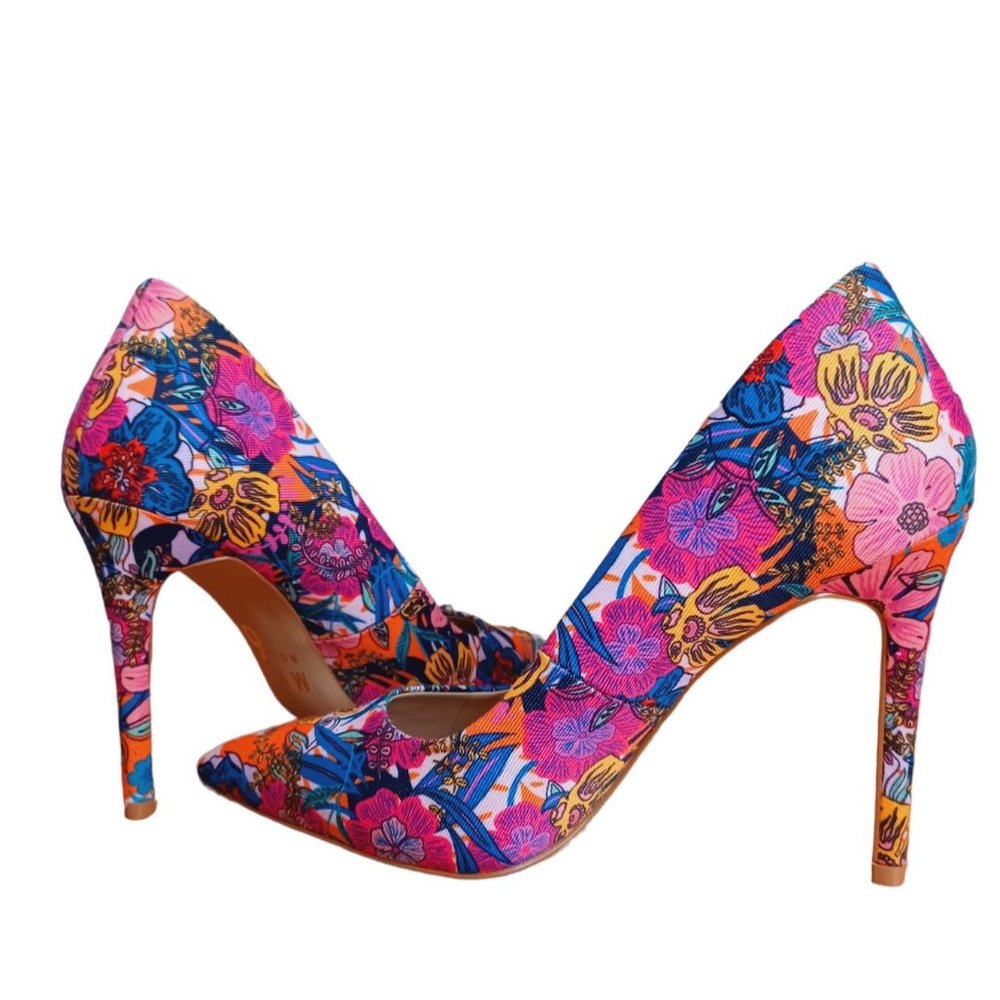 Mix No. 6  Size 7M Danyah High Heal Women's Shoe